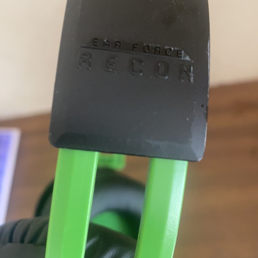 Turtle beach headset - Picture 3 of 4